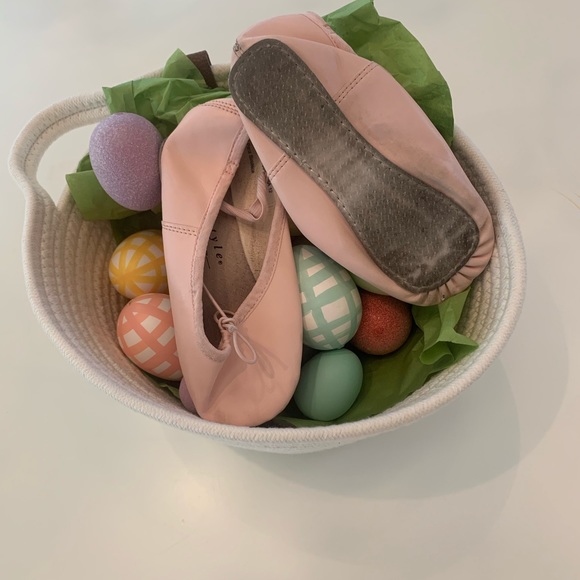 Danskin freestyle ballet flats . Leather sole , ballet pink size 12 - Picture 3 of 5